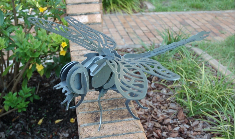 dragonfly garden decor