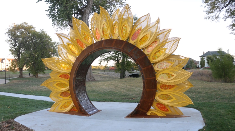metal sunflower yard art