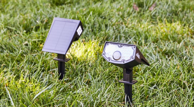 solar powered garden ornaments