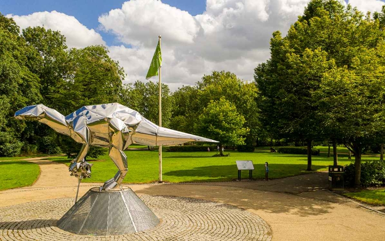 large outdoor metal sculptures for sale