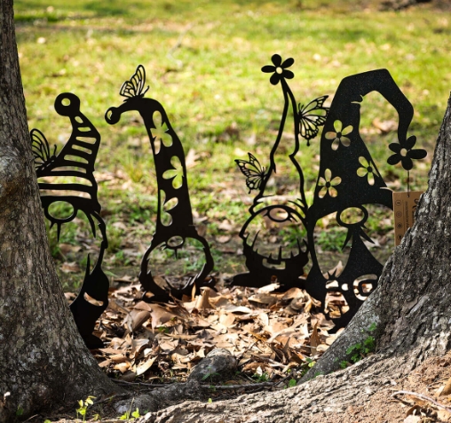 lawn art