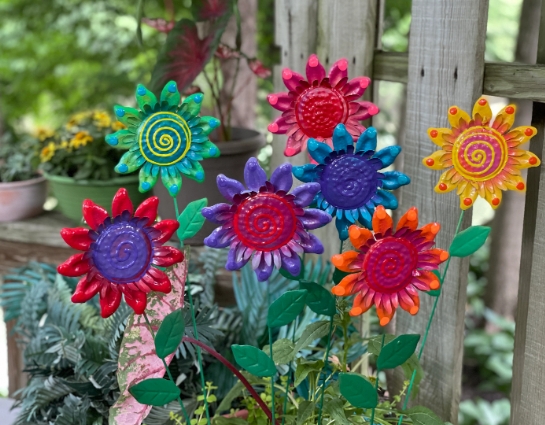 metal garden decor