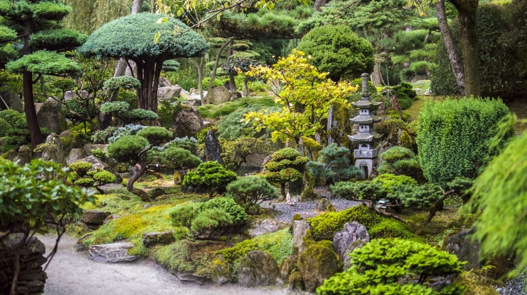 oriental garden ornaments
