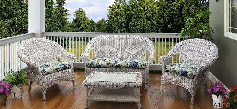 white wicker patio furniture