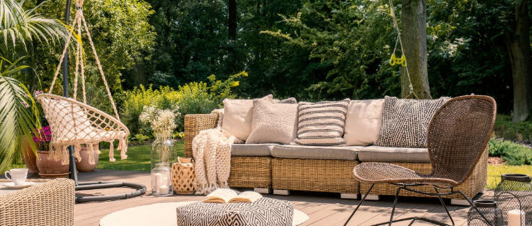 wicker garden furniture
