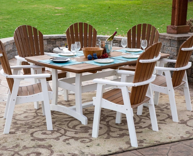 outdoor dining table and chairs