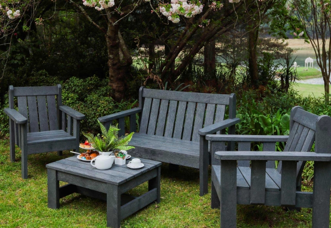 recycled plastic outdoor furniture