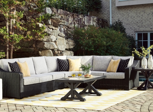 beachcroft outdoor furniture