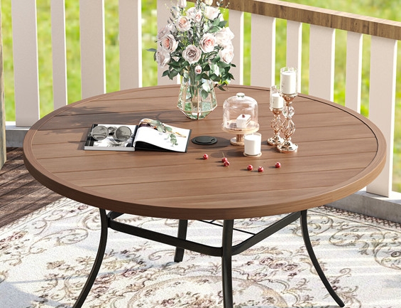 round patio table
