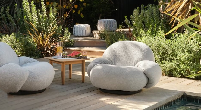 comfortable outdoor furniture