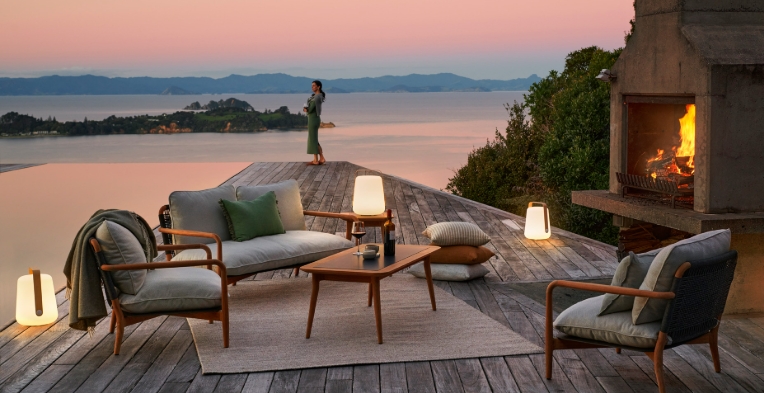 designer outdoor furniture