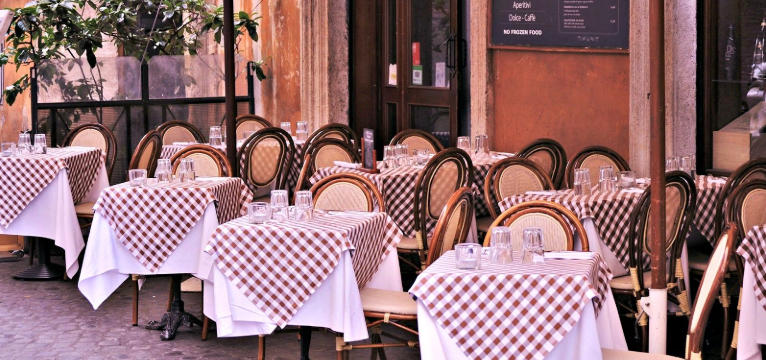 outdoor bistro chairs