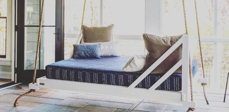 hanging porch swing