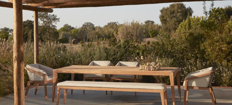 outdoor dining bench