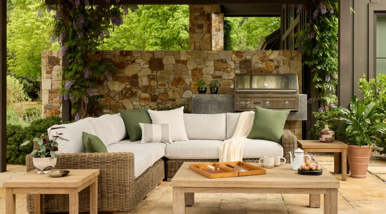 comfortable patio furniture