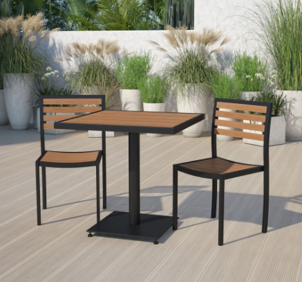 outdoor restaurant furniture