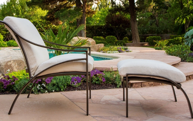 brown jordan patio furniture