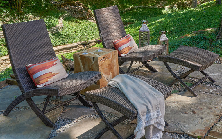 used outdoor furniture