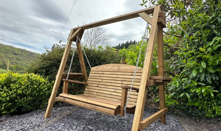 garden swing bench
