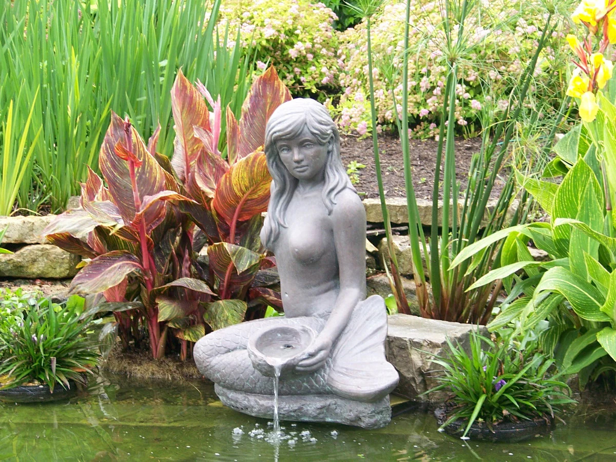 mermaid yard statue
