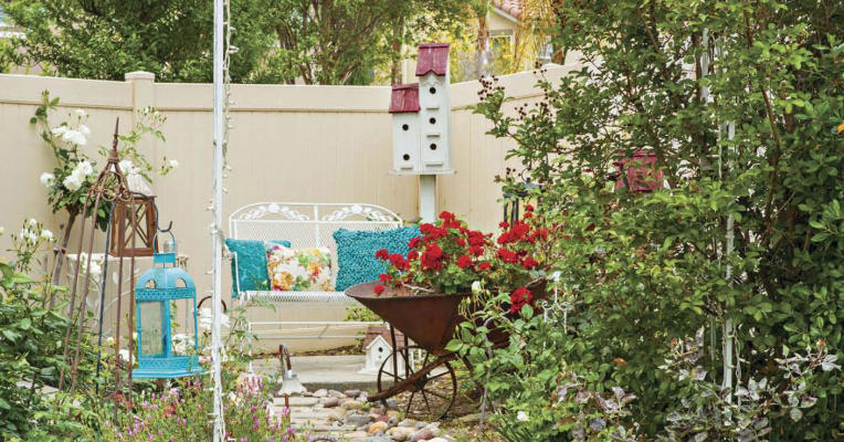 How to Add Vintage Decor to Cottage Gardens