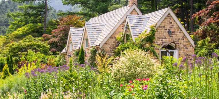 How to Create a Fairy-Tale Cottage Garden