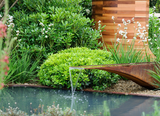 Cottage Garden Water Feature Ideas